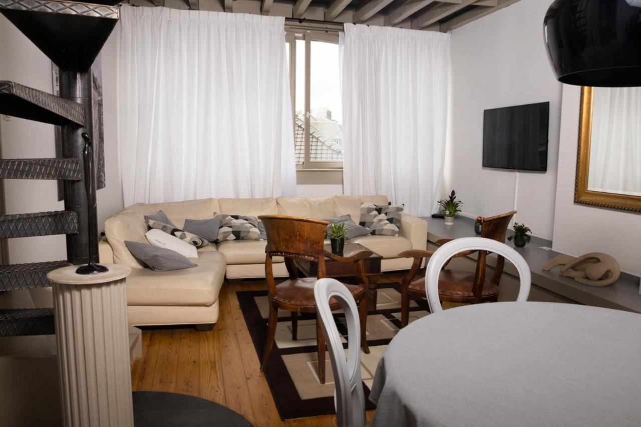 Duplex Dernier Etage Avec Terasse A Deux Pas De La Grand Place Brusel Exteriér fotografie