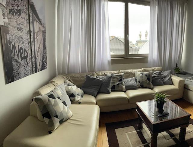 Duplex Dernier Etage Avec Terasse A Deux Pas De La Grand Place Brusel Exteriér fotografie